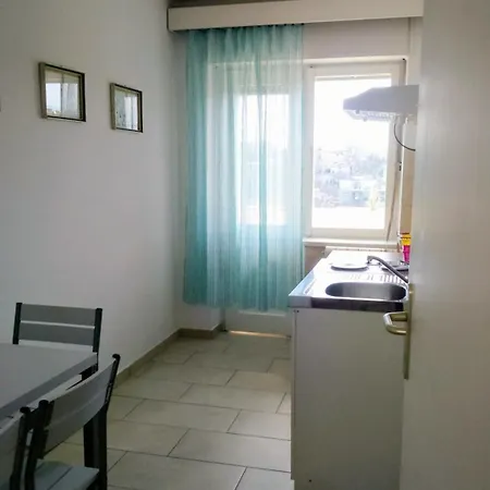 Silva 1133 Apartman Pula