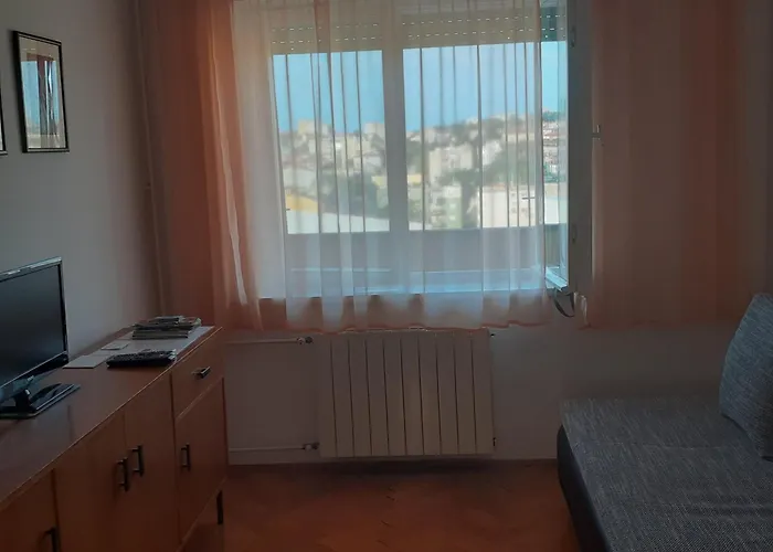Daire Silva 1133 Pula